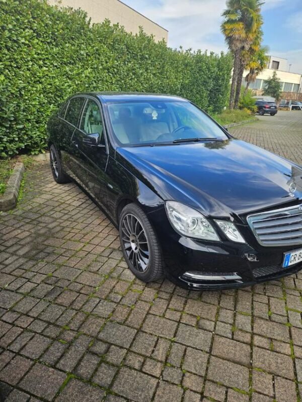 MERCEDES-BENZ E 250 - immagine 4