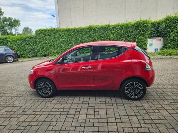 LANCIA Ypsilon - immagine 5