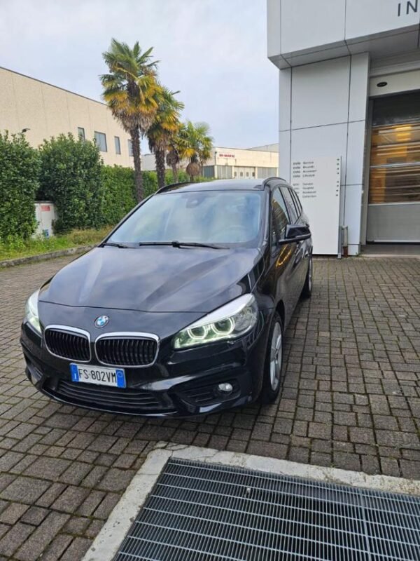 BMW 218