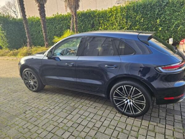 PORSCHE Macan - immagine 9